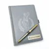 Комплект Блокнот та ручка з гравіюванням "Феміда", сірий глянець