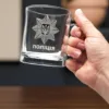 Подарунок поліцейському - Склянна чашка з гравіюванням «Поліція» - Зображення 2