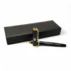 Подарунок нотаріусу - Преміальна ручка чорна закруглена з гравіюванням в подарунковому футлярі з запасними стержнями