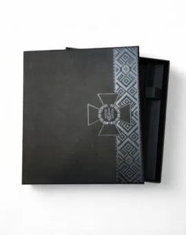 Подарункова коробка для блокнота та ручки з дизайном СБУ, чорна