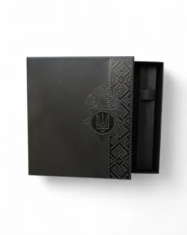 Подарункова коробка для блокнота та ручки з дизайном НГУ, чорна